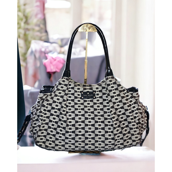Kate Spade bag/diaper bag black white - Picture 1 of 8